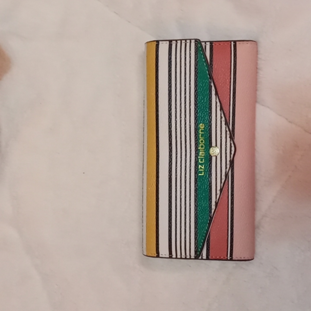 Liz Claiborne wallet